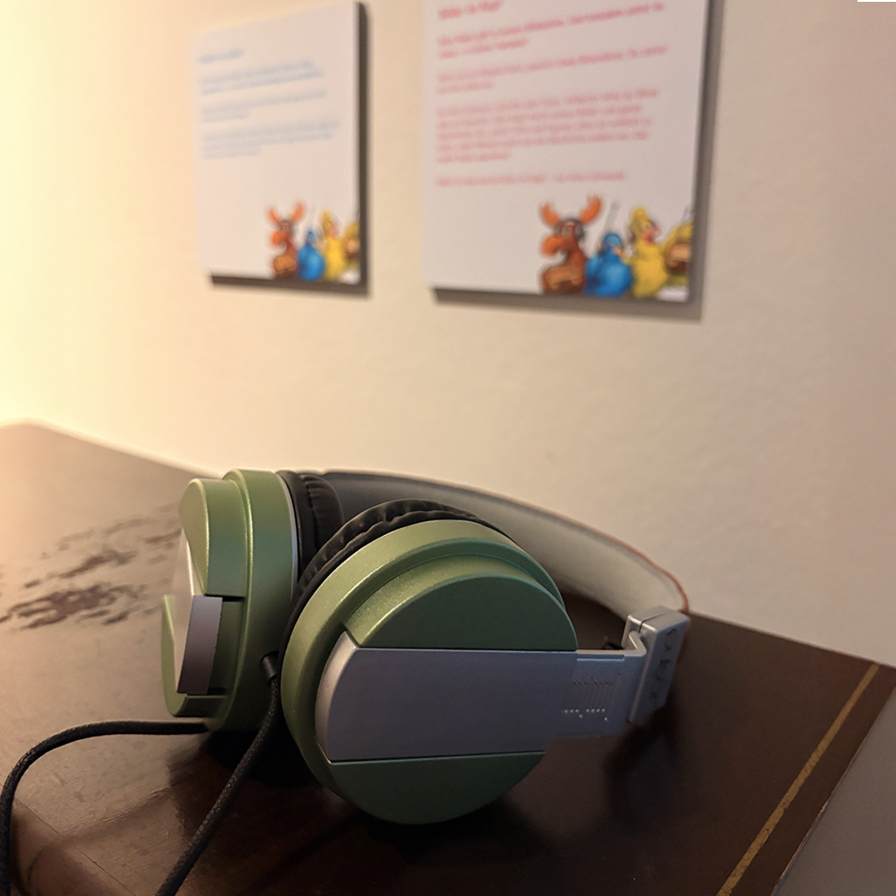 Kopfh&ouml;rer in der Ausstellung 