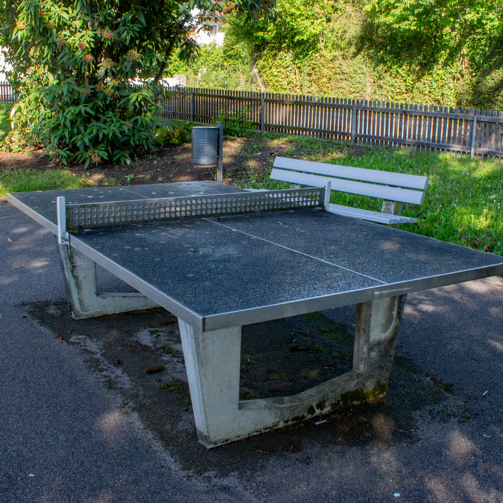 Spielplatz Schillerstrasse, Rothenburg ob der Tauber: Tischtennisplatte